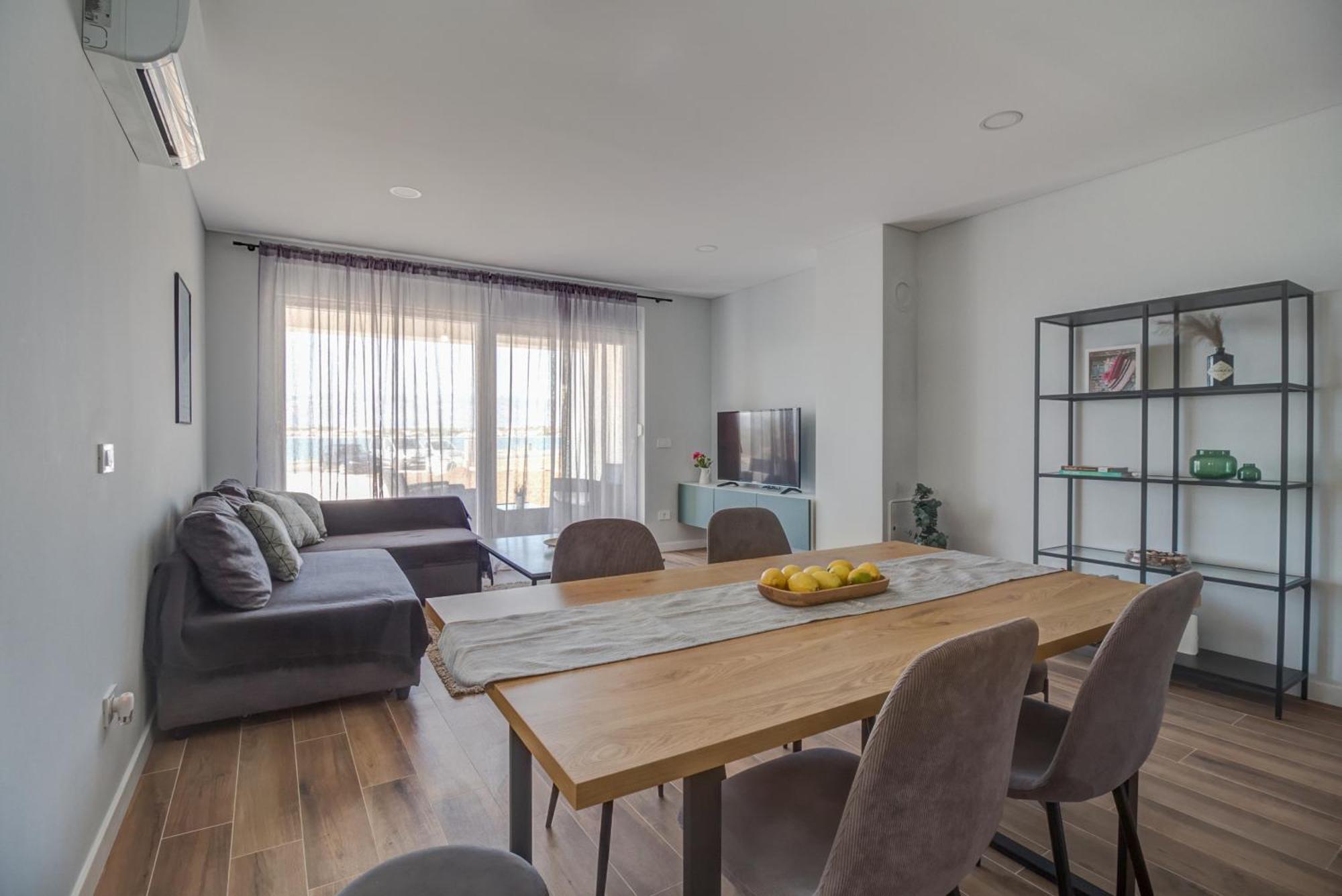 B & R Summer Breeze Apartments Nin Dış mekan fotoğraf