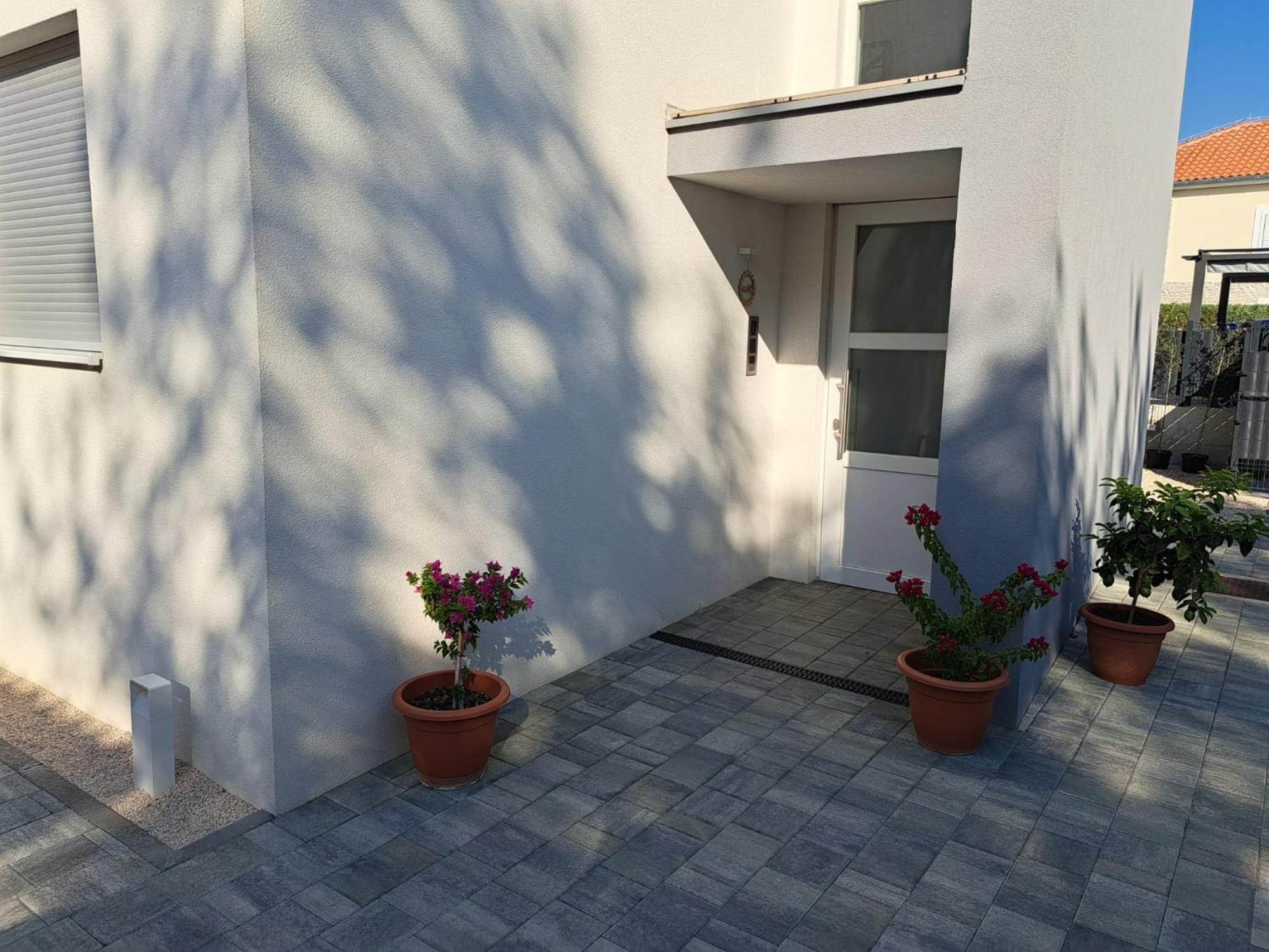 B & R Summer Breeze Apartments Nin Dış mekan fotoğraf